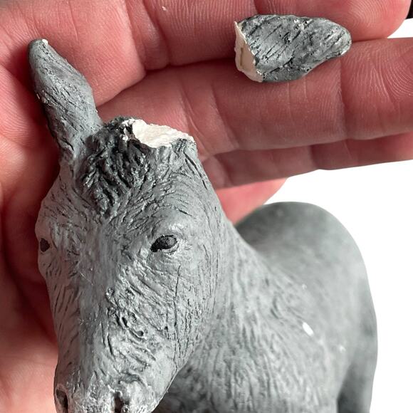Vintage Hestia Nativity Donkey Figure 1993 Gray Replacement Animal BROKEN - Picture 3 of 13
